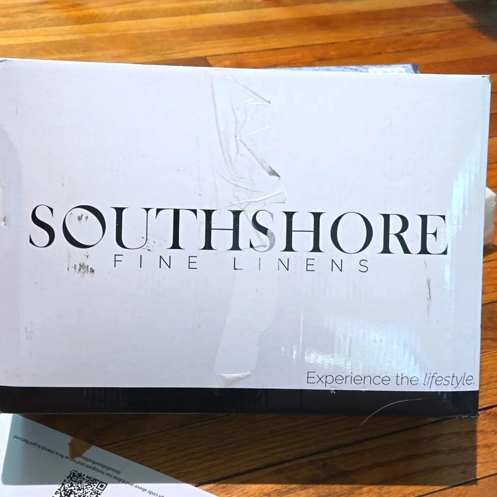 SOUTHSHORE ▪︎ Fine Linens Twin Quilted Comforter w/ Standard Sham
